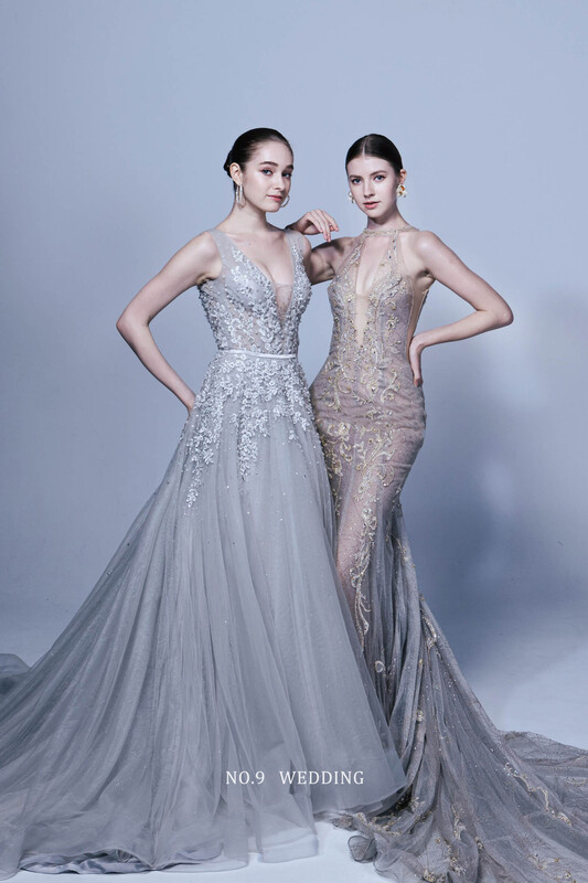 第九大道婚紗台北 ST. PAUL_S ZINGANA COUTURE BRIDAL 國際品牌婚紗，浪漫唯美銀色婚紗，展現立體肩頸線條、單手輕托姿態與流線型側影，適合婚禮攝影棚拍與質感大片拍攝
